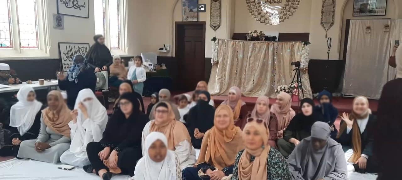 REVERTS_SHAHADA_CEREMONY